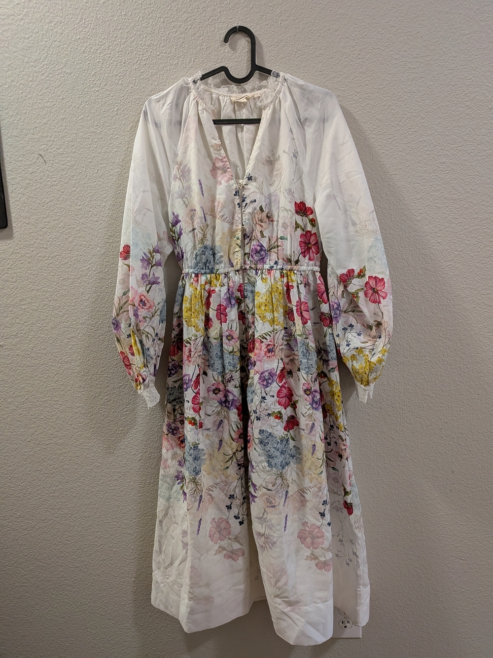 LetMeBe by Anthropolgie XS White Floral V-Neck Button Lace Trim Midi Dress